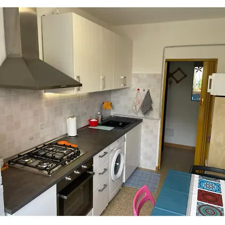 דירה Delightful ביביונה